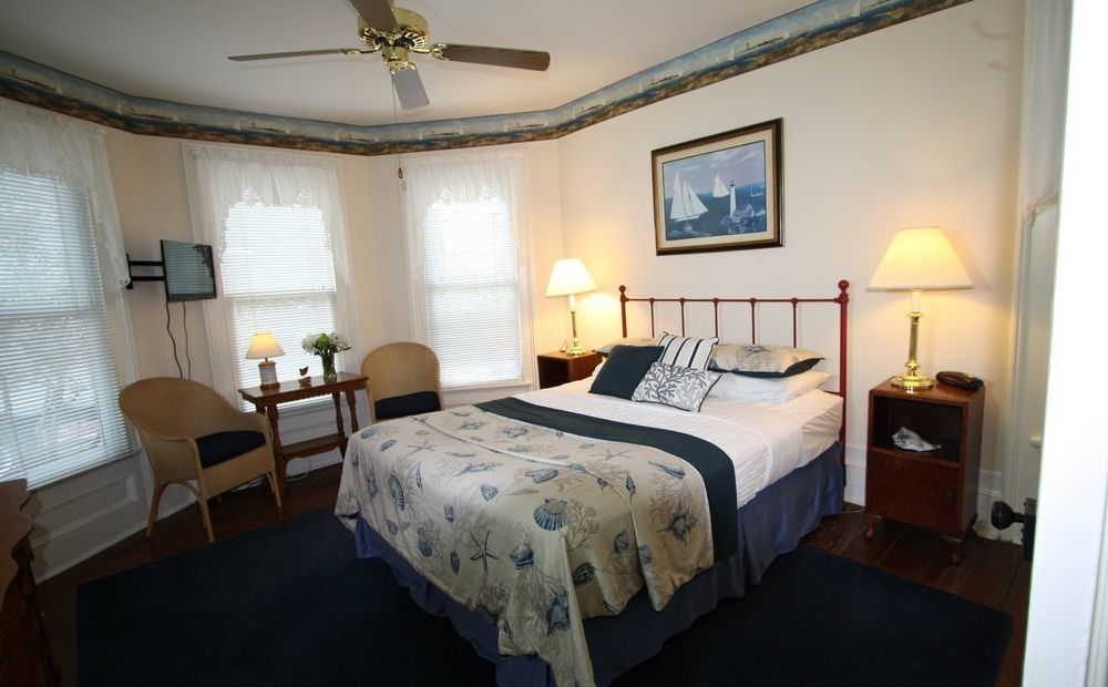 Pecan Tree Inn Beaufort Bagian luar foto